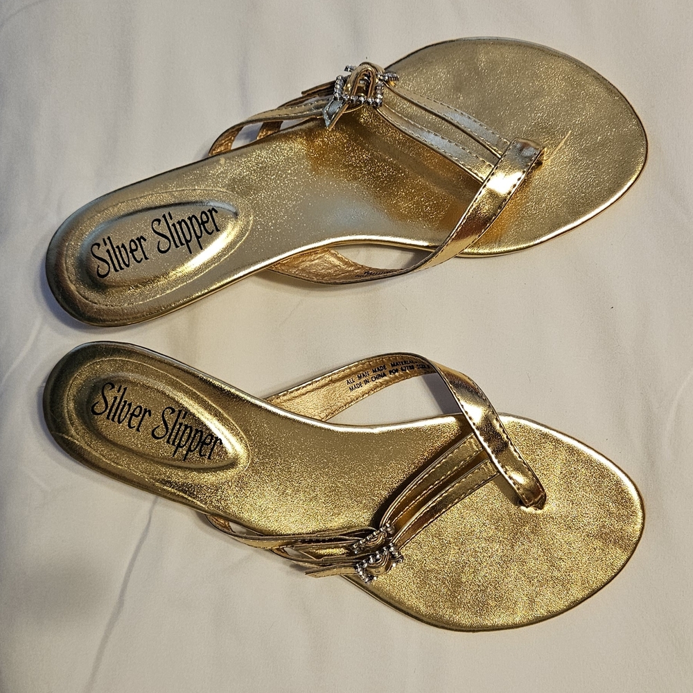 Gold Metallic Thong Sandals with Textured Footbed